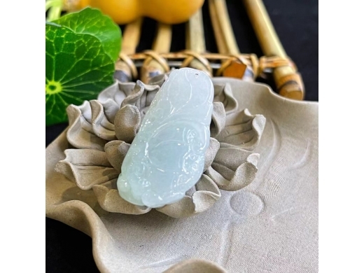 7翡翠年年有余