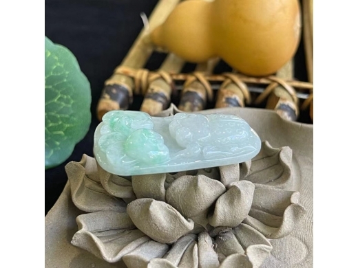 26翡翠牌