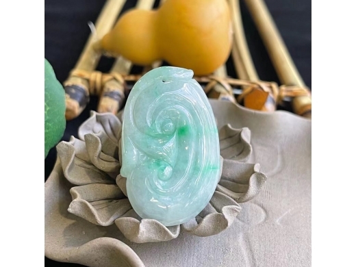 24翡翠如意
