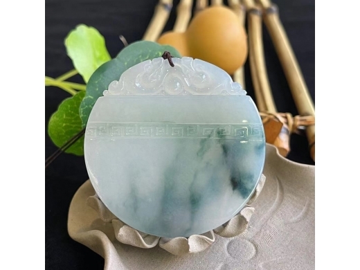 9冰种飘花圆牌