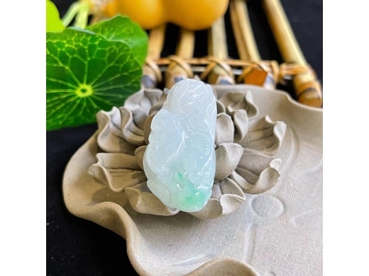 7翡翠年年有余