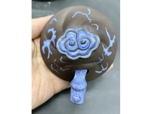 紫砂加彩云龙茶壶