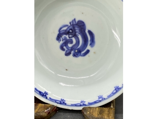 青花螭龙纹半碗