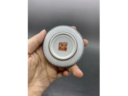 新粉彩山水印泥盒