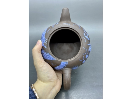 紫砂加彩云龙茶壶