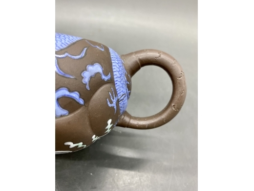 紫砂加彩云龙茶壶