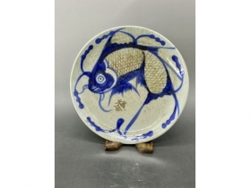 青花釉里红鲤鱼纹盘
