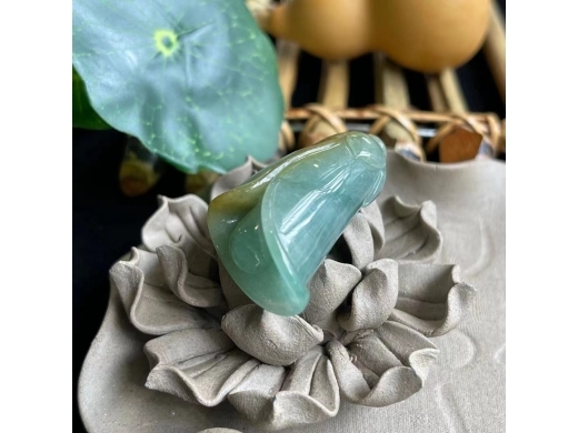 3黄翡玉兰花