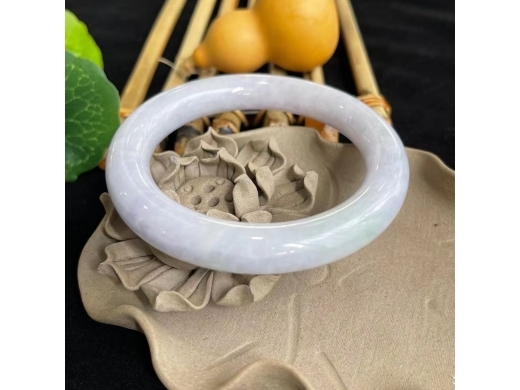 12圆条紫色手镯