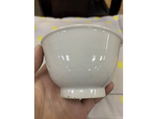 成化白釉杯