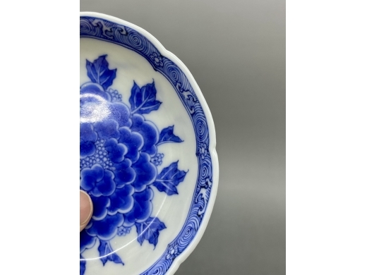 青花牡丹纹花口小碟