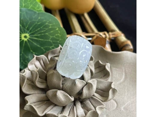 16翡翠戒指