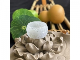 16翡翠戒指