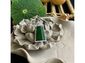 5翡翠牌