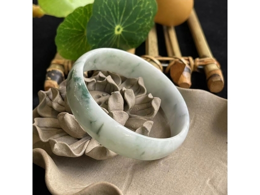 24飘花手镯