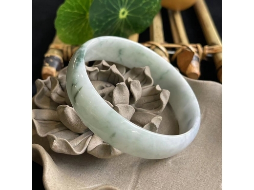 24飘花手镯