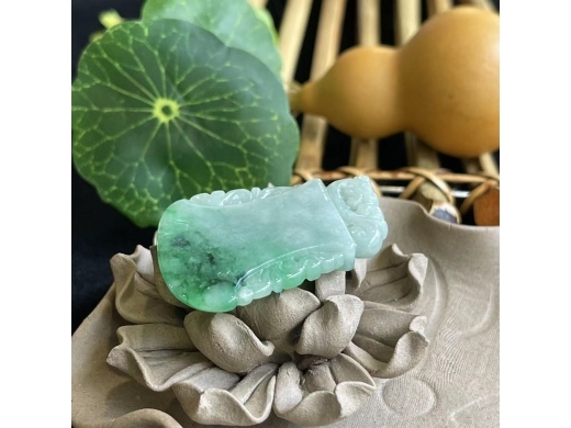 10翡翠牌