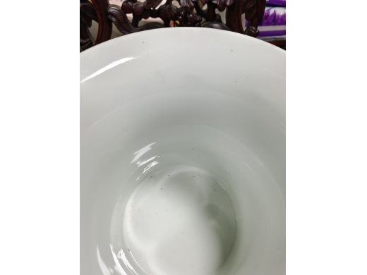 粉彩花卉花觚