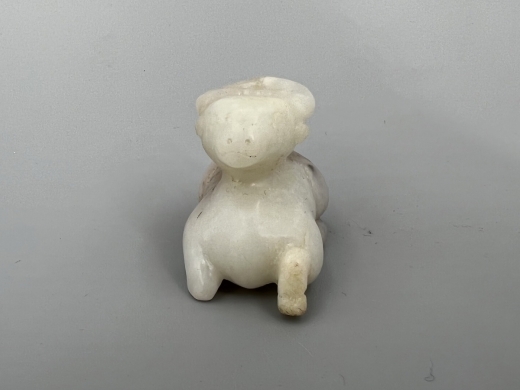 玉雕鹿形挂件