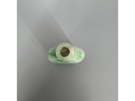 翡翠雕烟壶