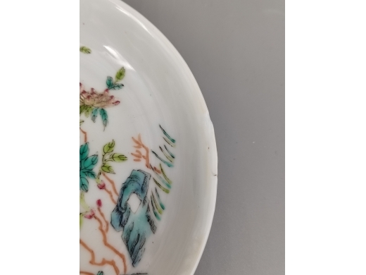 粉彩花卉盘