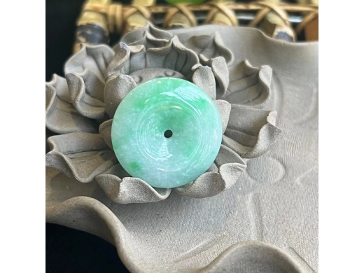 07翡翠平安扣
