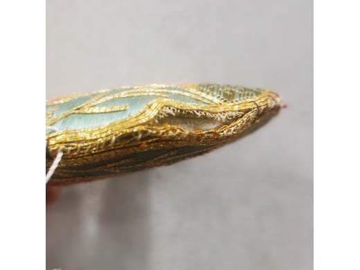 绣花石榴挂饰