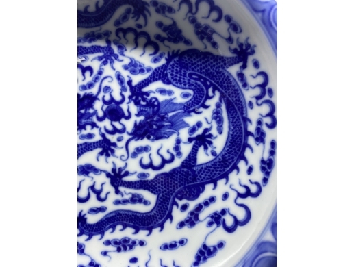 青花双龙戏珠纹笔洗