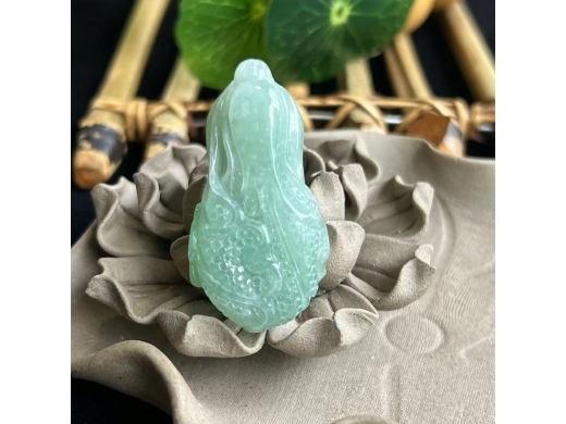 16翡翠白财
