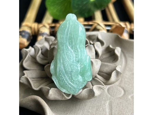 16翡翠白财