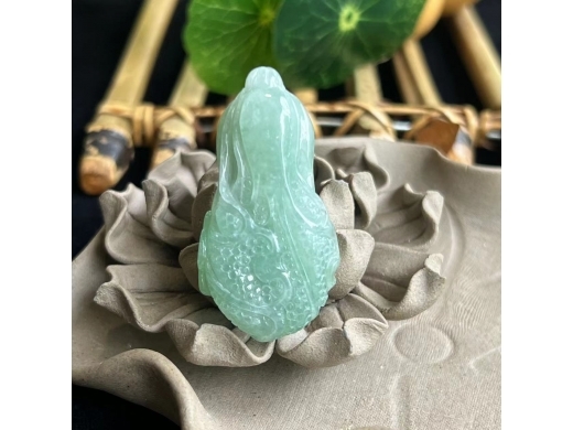 16翡翠白财