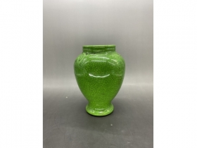 绿哥釉龙纹瓶