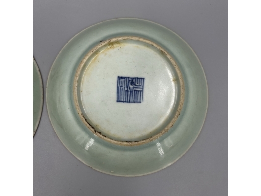 豆青釉盘