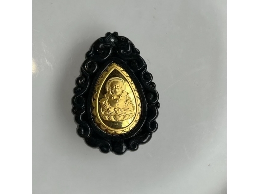 15墨翠金镶玉佛