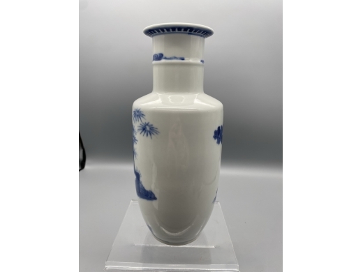 青花人物棒槌瓶