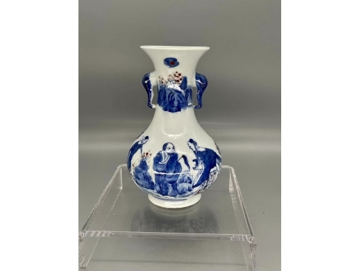 青花釉里红人物象耳瓶