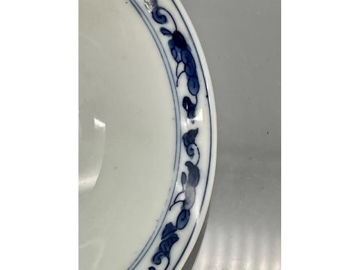 青花缠枝宝相花茶碗