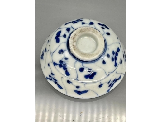 青花灵芝纹茶盏