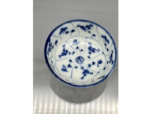 青花灵芝纹茶盏