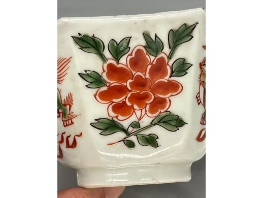 五彩狮子戏牡丹六方茶盏
