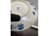 青花花篮纹折沿盘