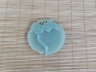 青玉梅花笔舔