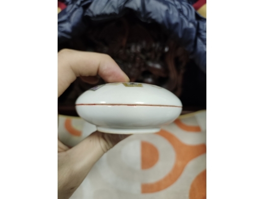 清代八破图印泥盒