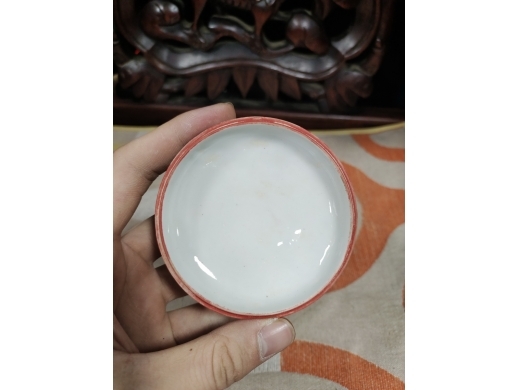 清代八破图印泥盒