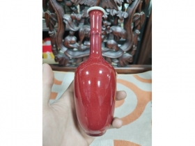 清红釉瓶