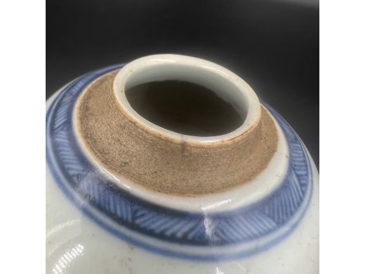 青花婴戏纹小罐