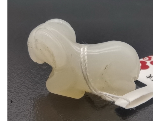 玉羊挂件