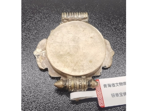 白铜嵌宝佛龛
