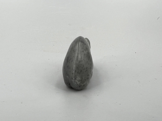 玉雕鼠形挂件