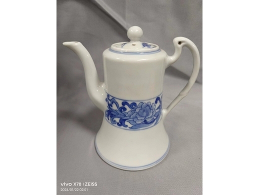 清代青花茶壶